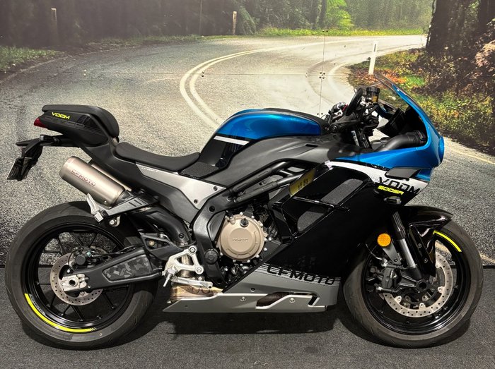 2025 CFMOTO 2025 CF MOTO 500CC 500SR VOOM ABS Zephyr Blue