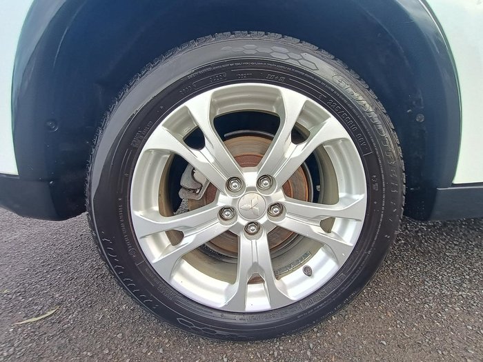 2014 Mitsubishi Outlander ES