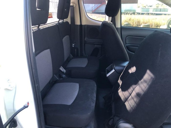 2022 Mitsubishi Triton GLX+