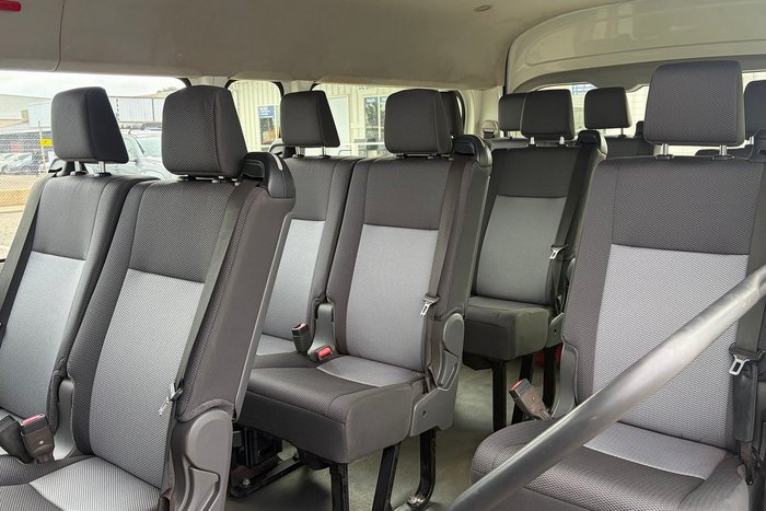 2021 Toyota Hiace Commuter