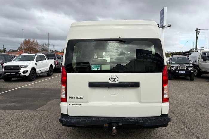 2021 Toyota Hiace Commuter
