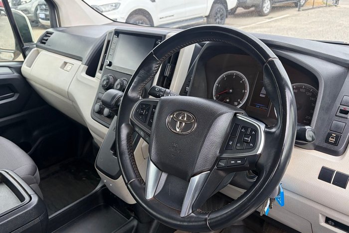2021 Toyota Hiace Commuter