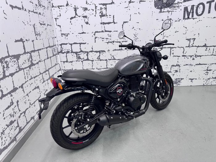 2024 Royal Enfield Hunter 350 Hunter Grey