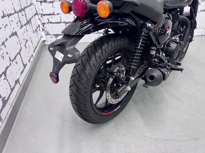 2024 Royal Enfield Hunter 350 Hunter Grey