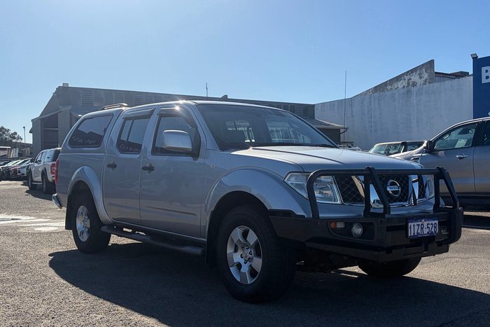 2015 Nissan Navara Silverline SE