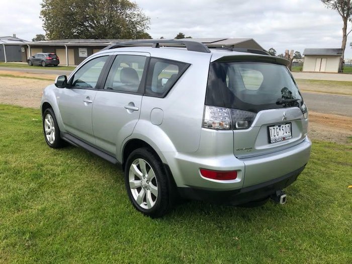 2012 Mitsubishi Outlander LS