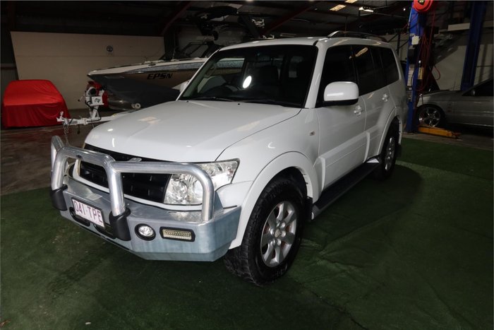 2013 Mitsubishi Pajero GLX-R