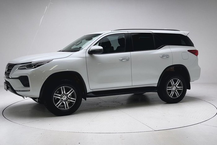 2025 Toyota Fortuner