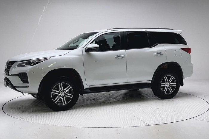 2025 Toyota Fortuner