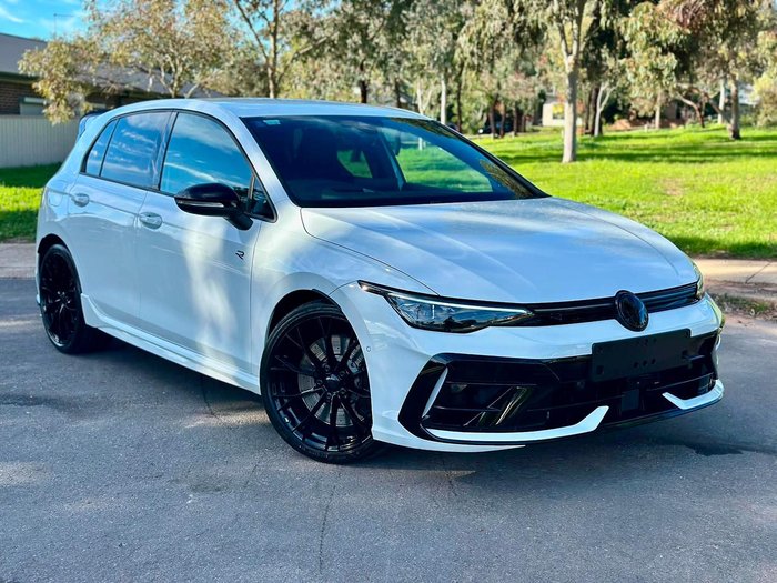 2025 Volkswagen Golf R Black Edition