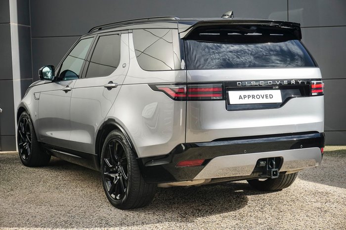 2024 Land Rover Discovery P360 Dynamic SE