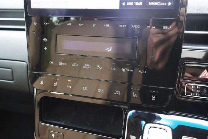 2021 Hyundai STARIA Highlander
