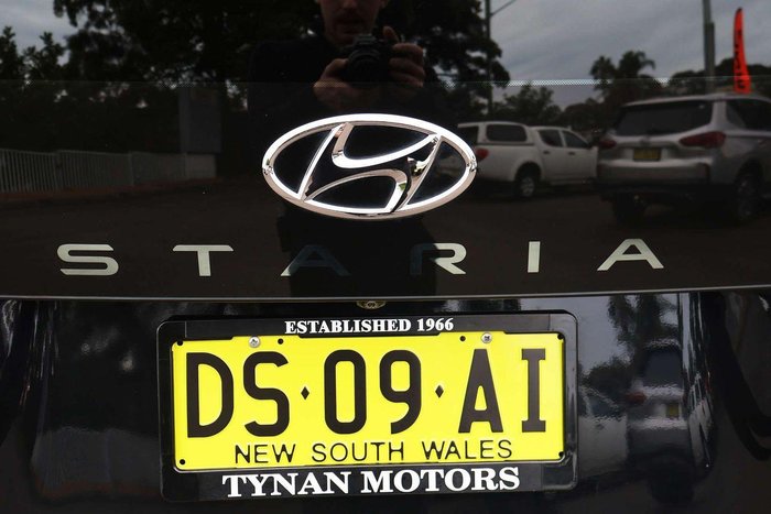 2021 Hyundai STARIA Highlander
