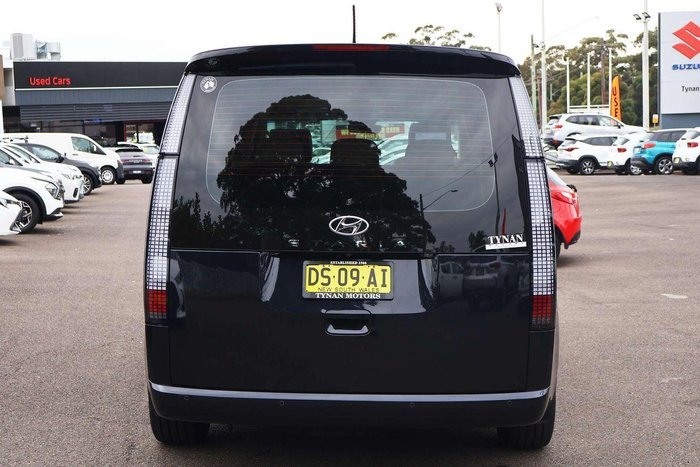 2021 Hyundai STARIA Highlander