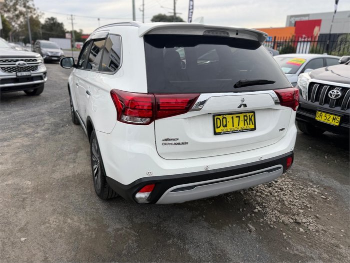 2018 MITSUBISHI OUTLANDER LS 7 SEAT (AWD)