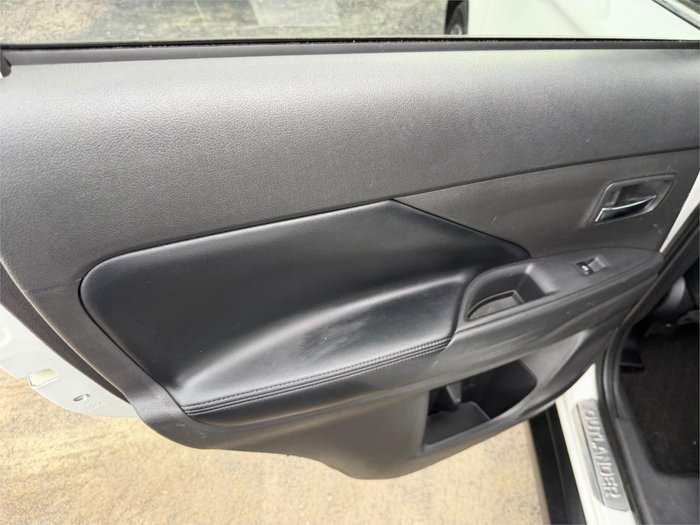 2018 MITSUBISHI OUTLANDER LS 7 SEAT (AWD)