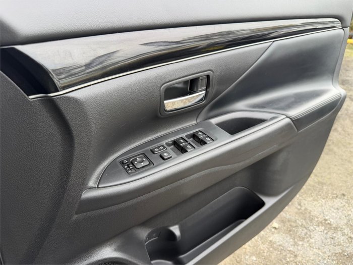2018 MITSUBISHI OUTLANDER LS 7 SEAT (AWD)