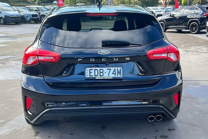 2018 Ford Focus ST-Line
