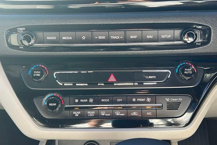 2019 Kia Carnival Si