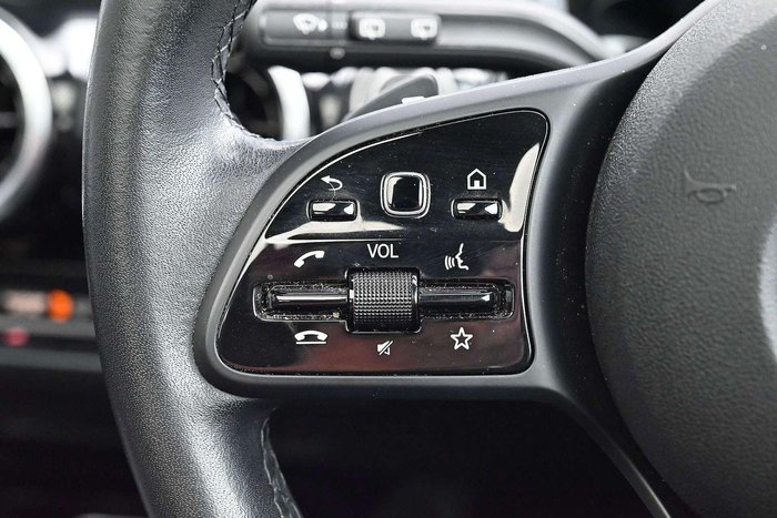 2019 Mercedes-Benz B-Class B180