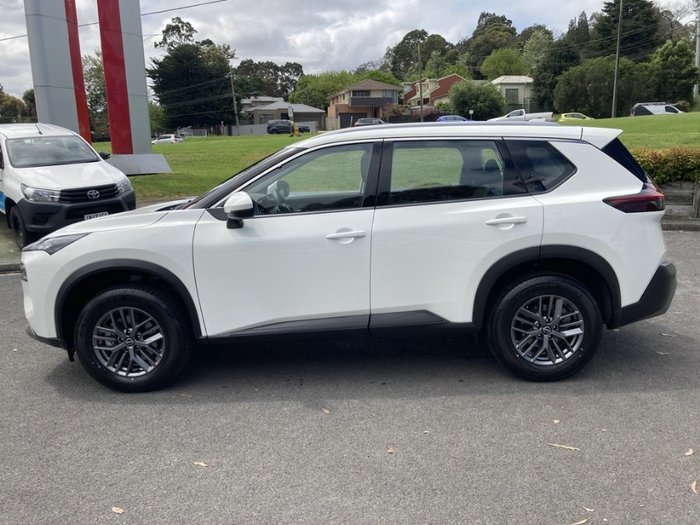 2026 Nissan X-TRAIL ST