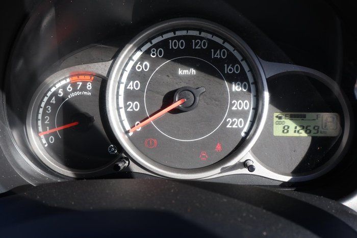 2014 Mazda 2 Neo Sport
