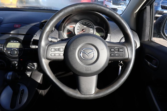 2014 Mazda 2 Neo Sport