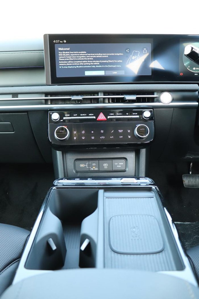 2026 Hyundai Tucson Hybrid Premium