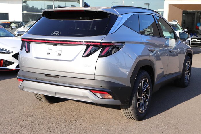 2026 Hyundai Tucson Hybrid Premium