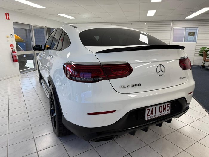2022 Mercedes-Benz GLC-Class GLC300