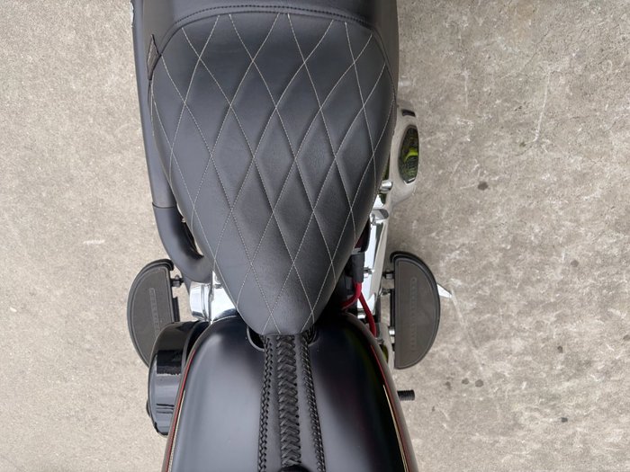 2008 HARLEY-DAVIDSON FLSTSB SOFTAIL CROSS BONES Black