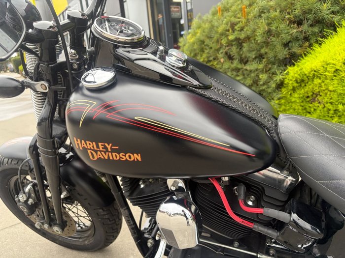 2008 HARLEY-DAVIDSON FLSTSB SOFTAIL CROSS BONES Black