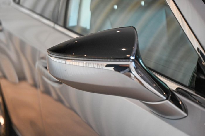 2023 Lexus ES 300h Luxury