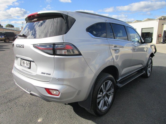 2023 Isuzu MU-X LS-T