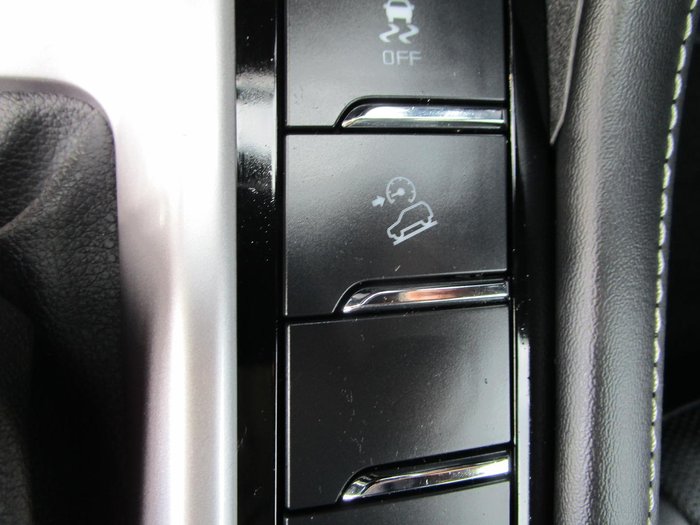 2023 Isuzu MU-X LS-T