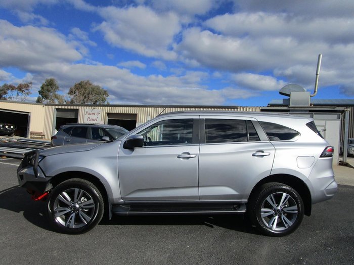 2023 Isuzu MU-X LS-T