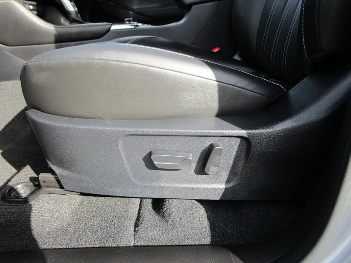 2023 Isuzu MU-X LS-T
