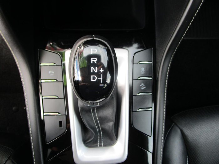 2023 Isuzu MU-X LS-T
