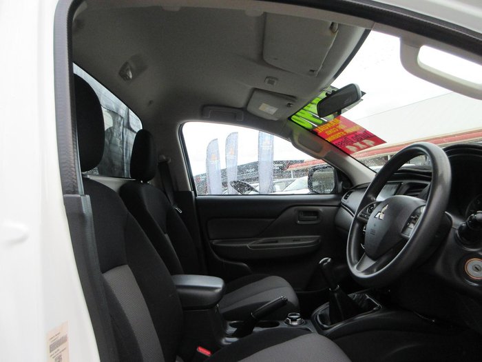 2015 Mitsubishi Triton GLX