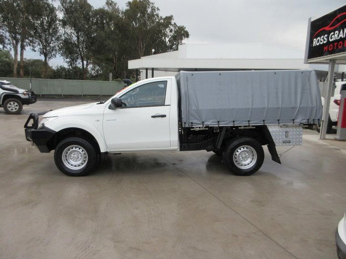 2015 Mitsubishi Triton GLX