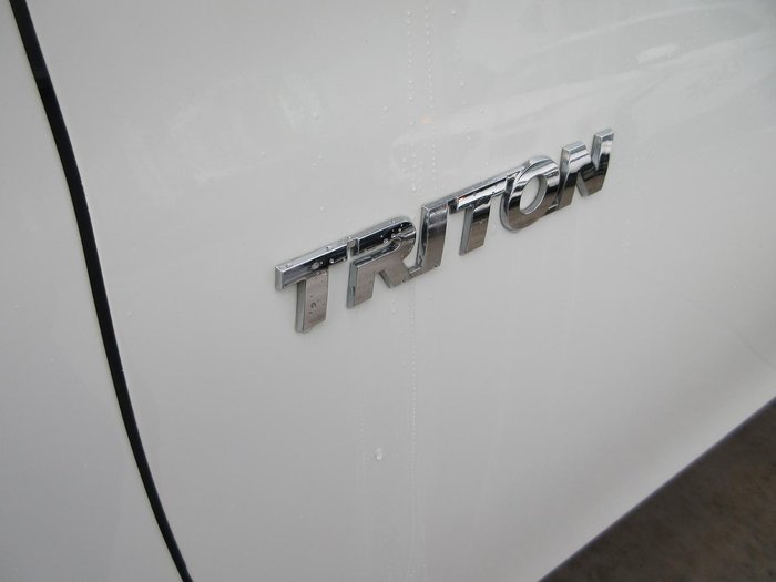 2015 Mitsubishi Triton GLX