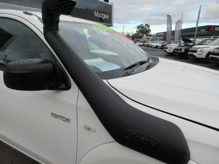 2015 Mitsubishi Triton GLX
