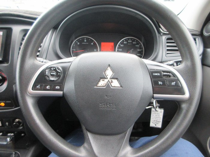 2015 Mitsubishi Triton GLX