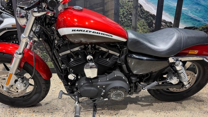 2013 Harley-Davidson 1200 Custom (XL1200C) Sportster Orange