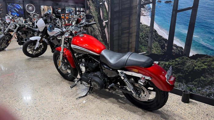 2013 Harley-Davidson 1200 Custom (XL1200C) Sportster Orange