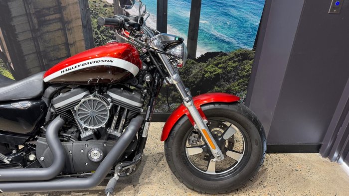 2013 Harley-Davidson 1200 Custom (XL1200C)