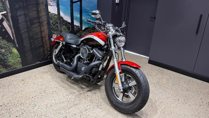 2013 Harley-Davidson 1200 Custom (XL1200C) Sportster Orange