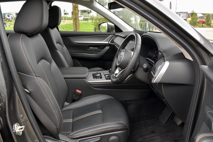 2025 Mazda CX-60 G40e Evolve