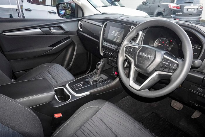 2024 Isuzu MU-X LS-M