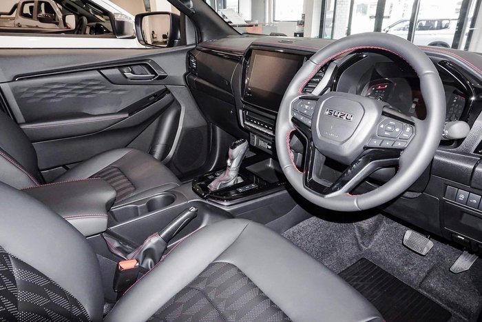 2026 Isuzu D-MAX X-TERRAIN